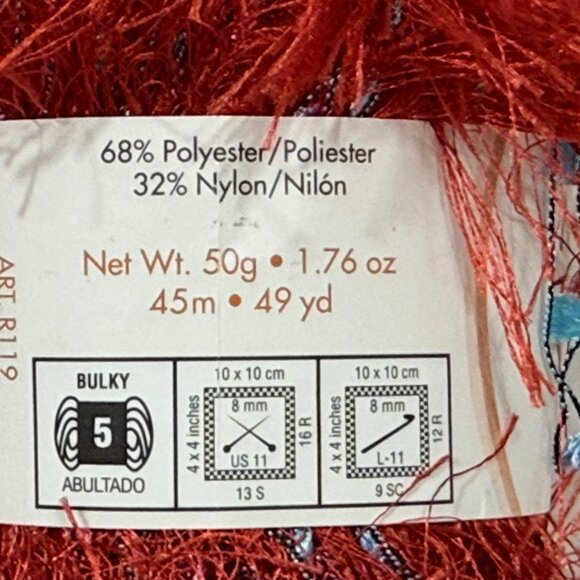 Moda-Dea Fur Ever Red Eyelash "Red Hot" Yarn Bulky 5 - Lot of 3 New Skeins - Picture 3 of 4